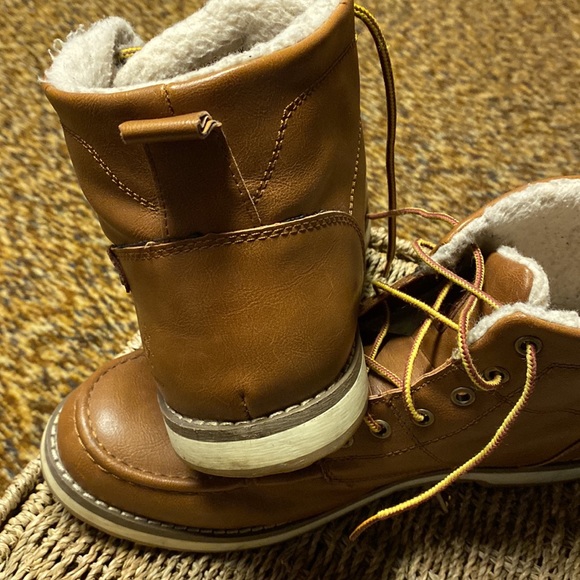 Globalwin Boots - Picture 3 of 7